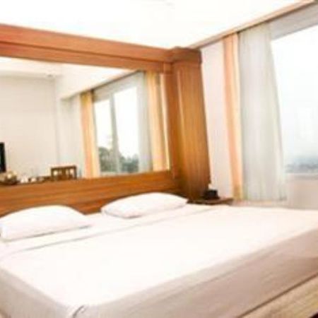 Wirton Dago Hotel Бандунг Экстерьер фото